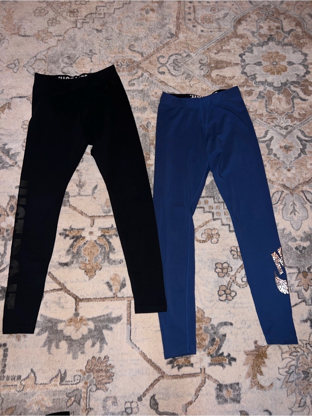 Nike Leggings Black & Navy with Logo Details